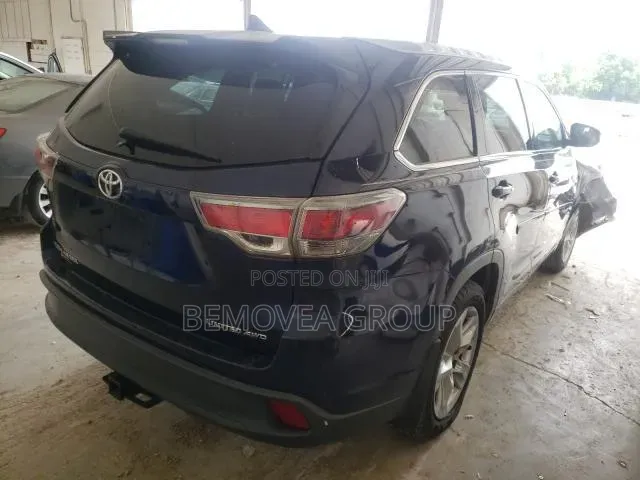 Toyota Highlander 2016 Blue