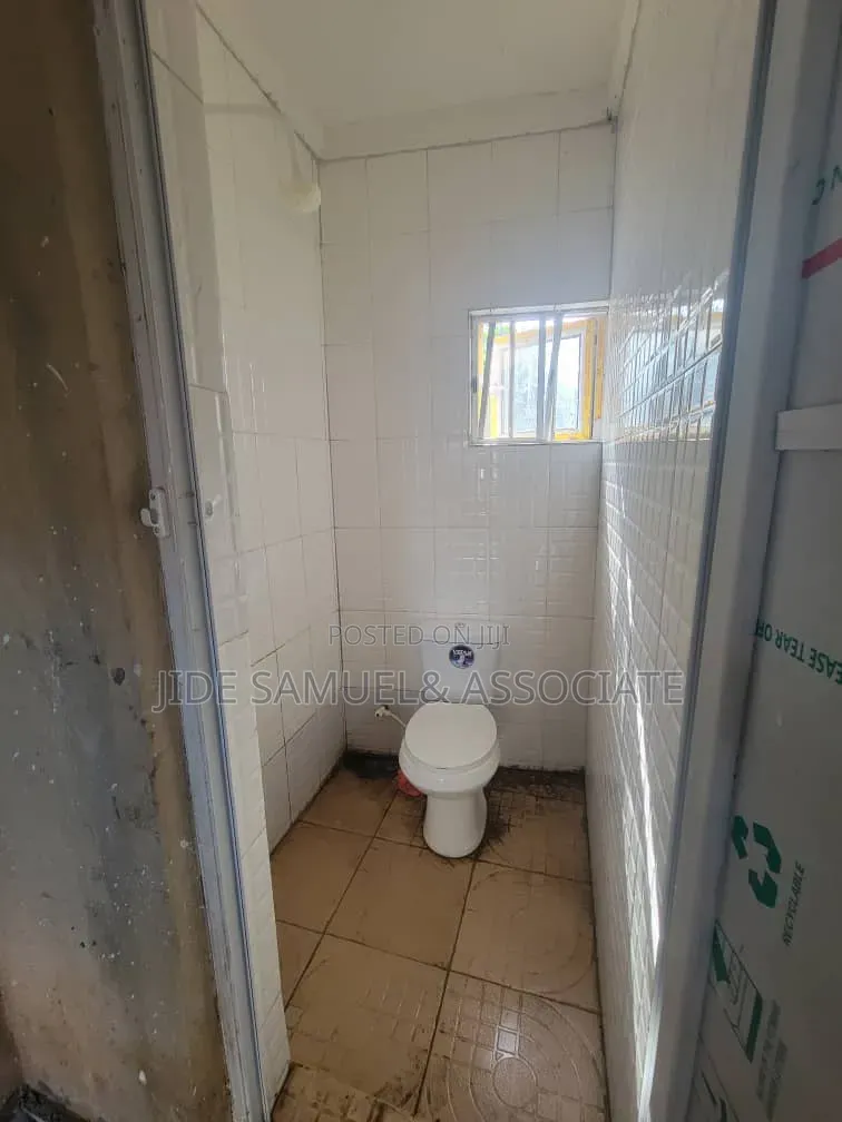 Furnished Mini Flat in Ayobo for rent