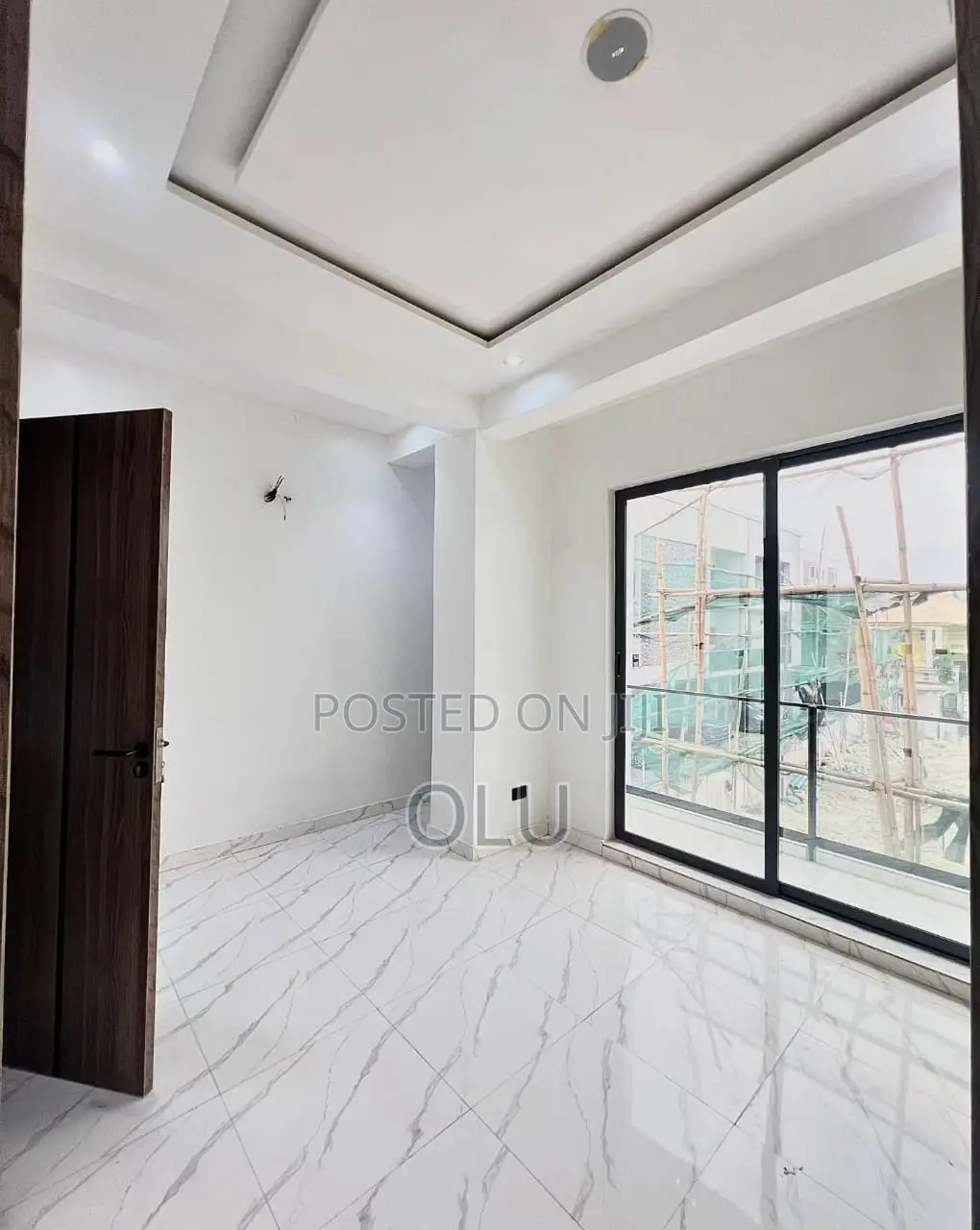 Furnished 2bdrm Block of Flats in Lekki Ph1 for sale