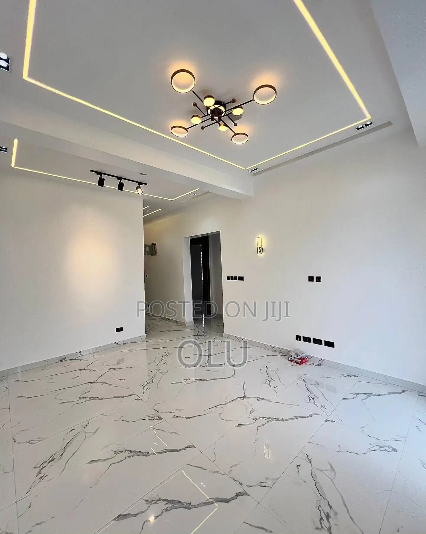 Furnished 2bdrm Block of Flats in Lekki Ph1 for sale