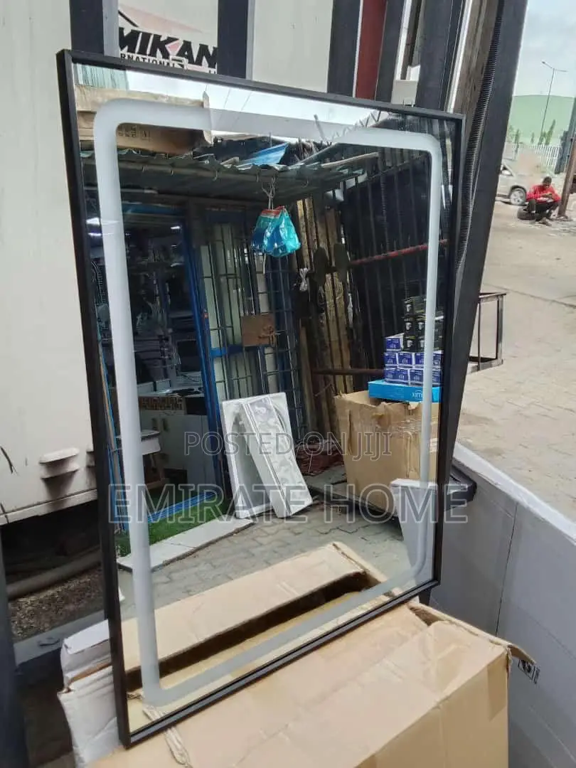 Sensor Mirror With Black Frame