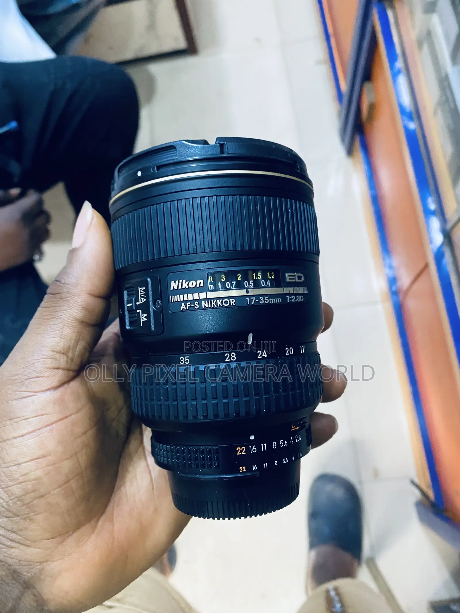 Nikon 17-35 F2.8