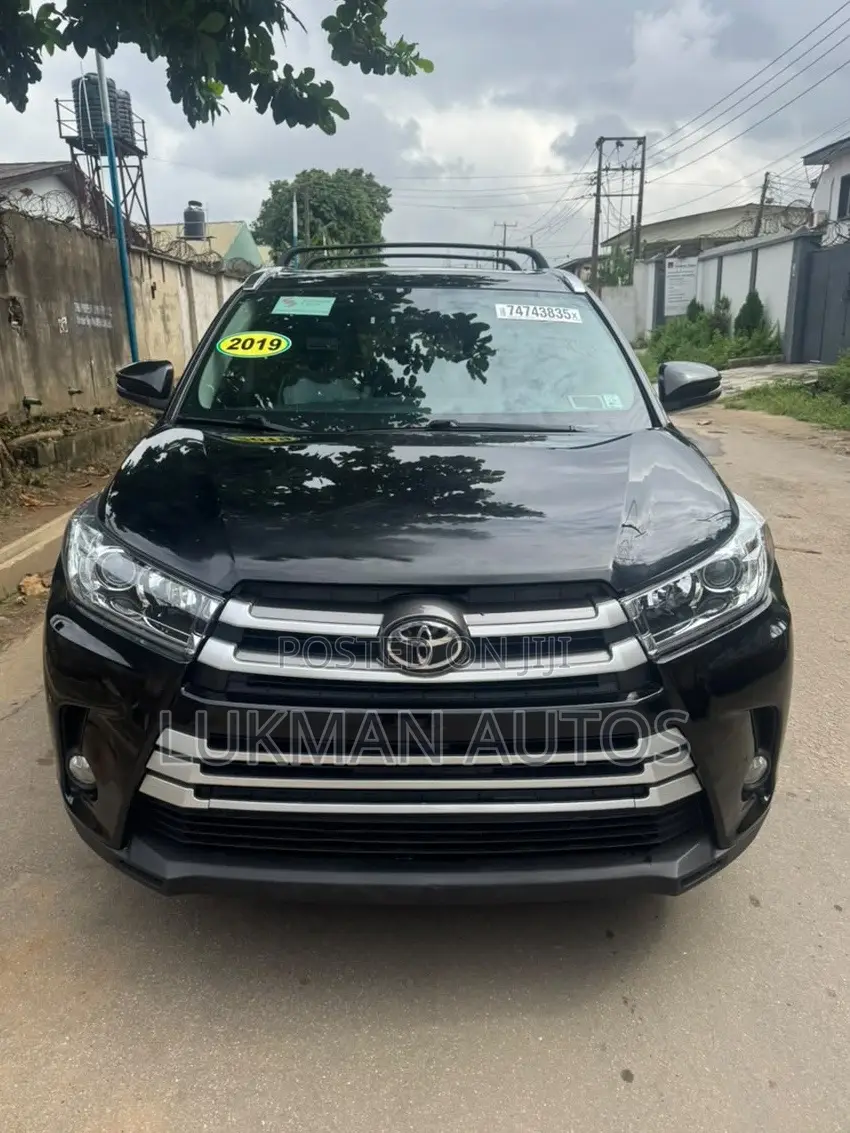 Toyota Highlander XLE 2019 Black