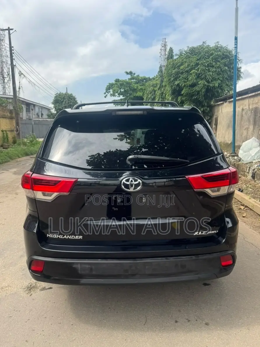 Toyota Highlander XLE 2019 Black