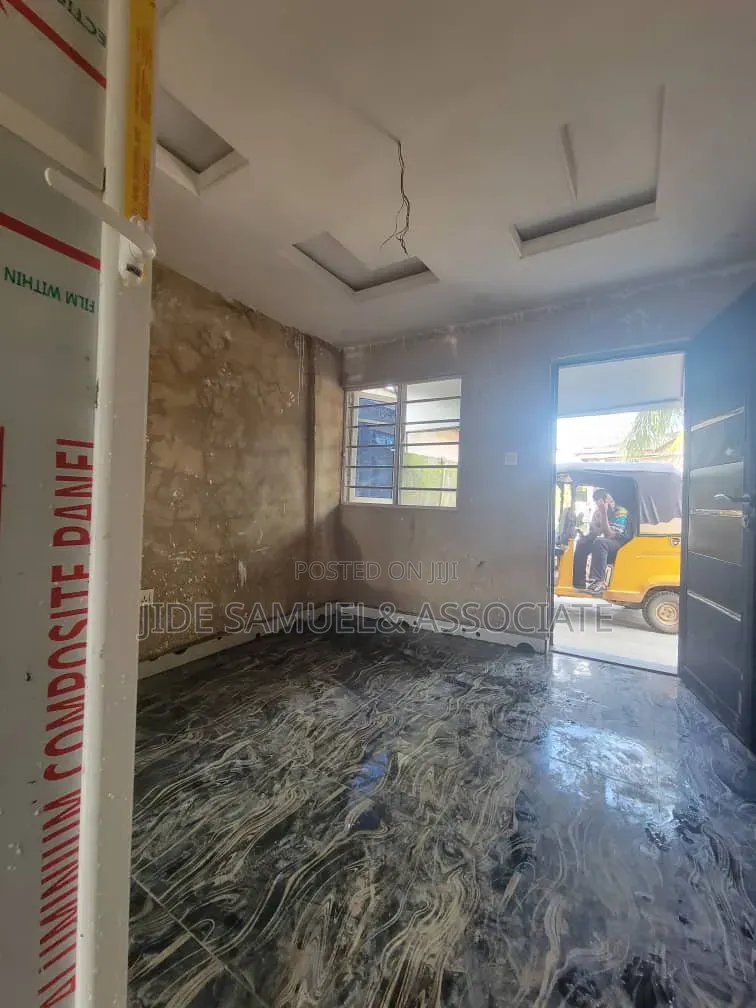 Furnished 1bdrm Apartment in Ayobo for rent