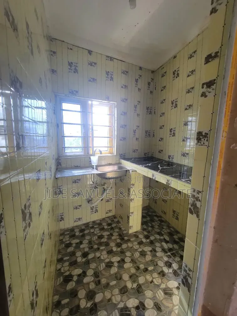 Furnished 1bdrm Apartment in Ayobo for rent