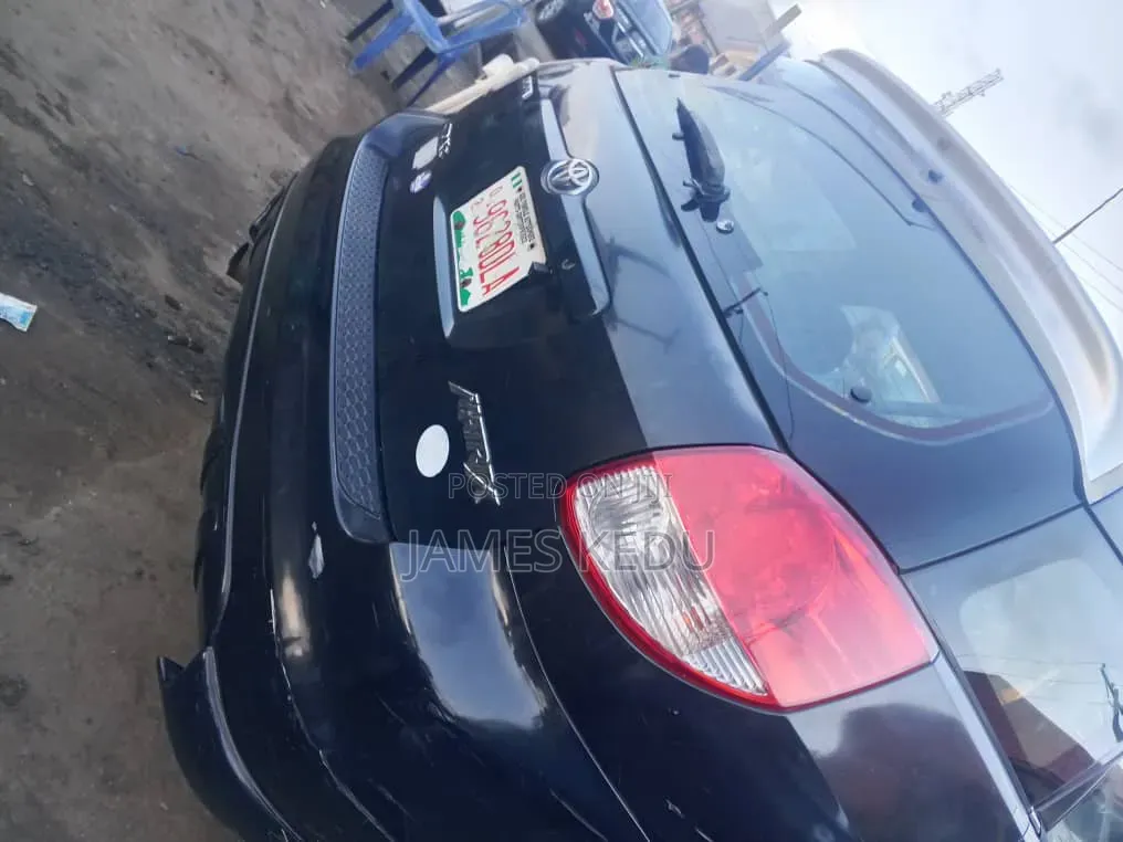 Toyota Matrix 2004 Blue