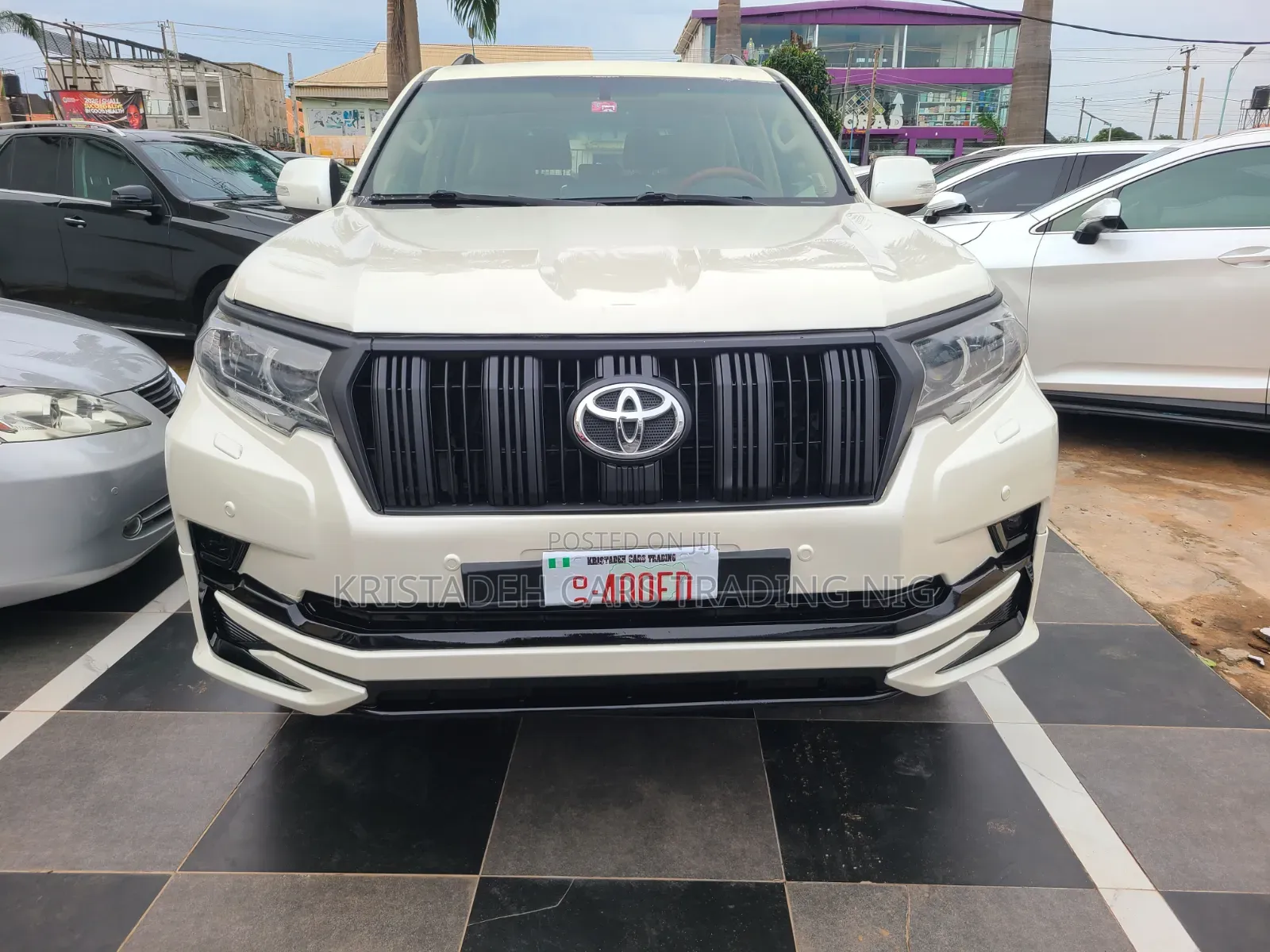 Toyota Land Cruiser Prado 2013 White