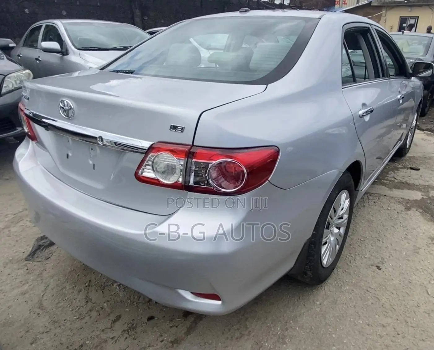Toyota Corolla LE Special Edition 4dr Sedan (1.8L 4cyl 4A) 2013 Silver