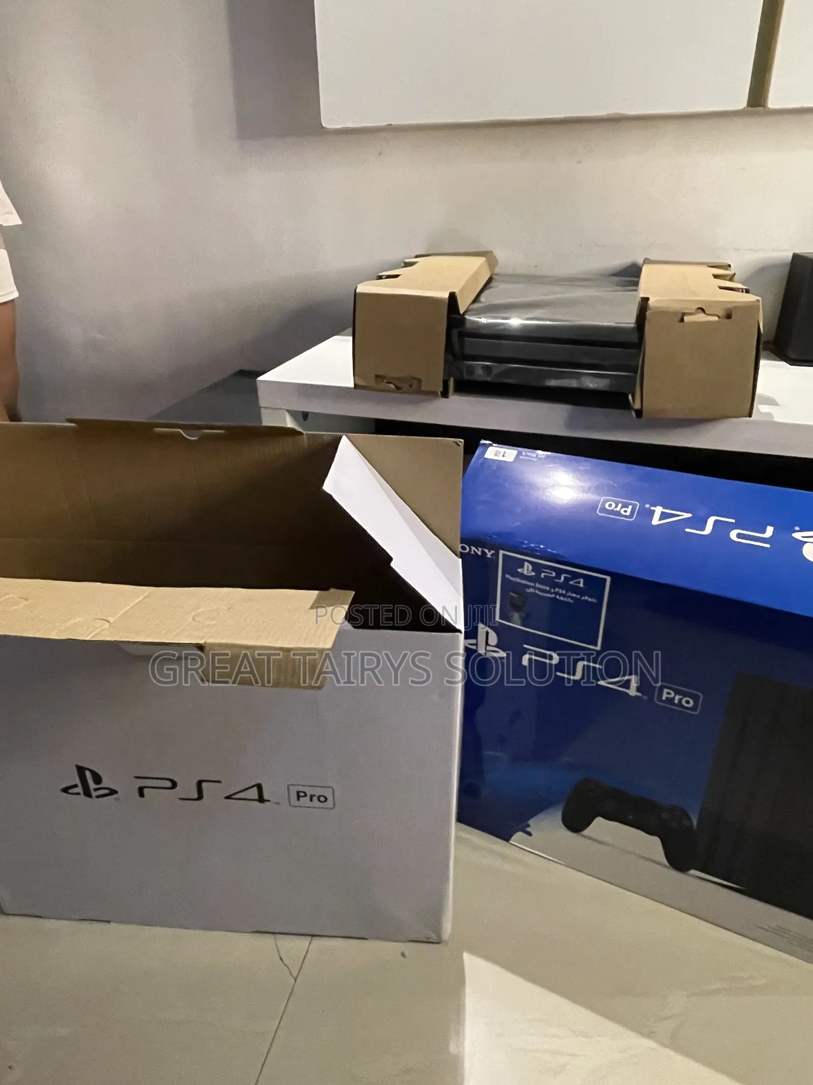 Playstation 4 (Ps4 Pro 1 Terrabyte)