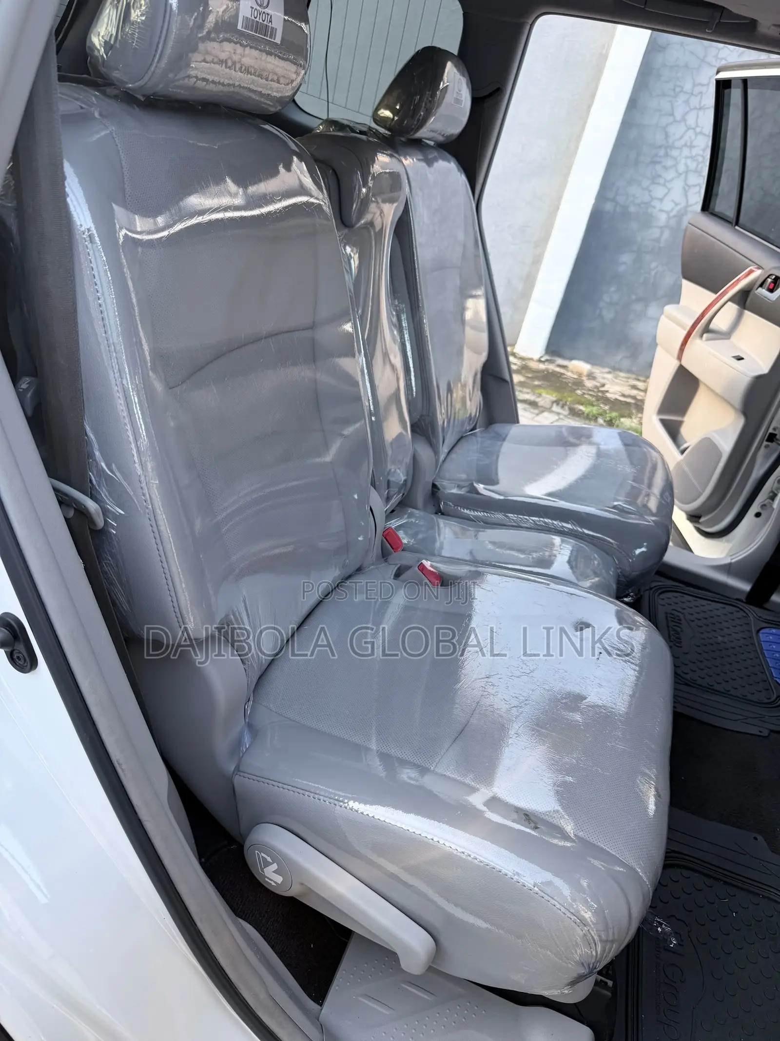 Toyota Highlander Limited 2011 White