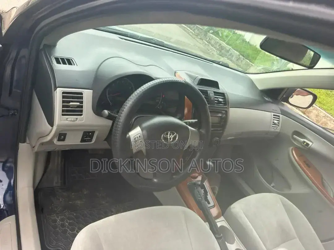 Toyota Corolla 2009 Blue