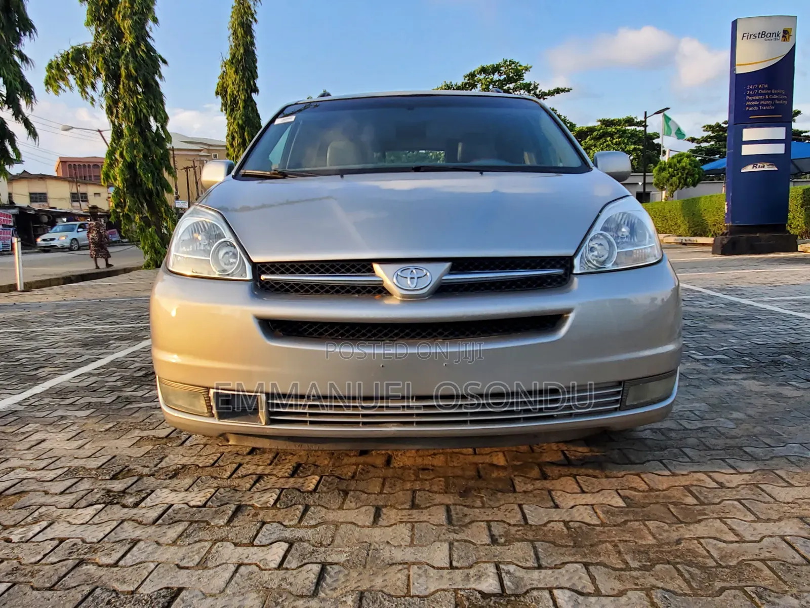Toyota Sienna 2005 Silver