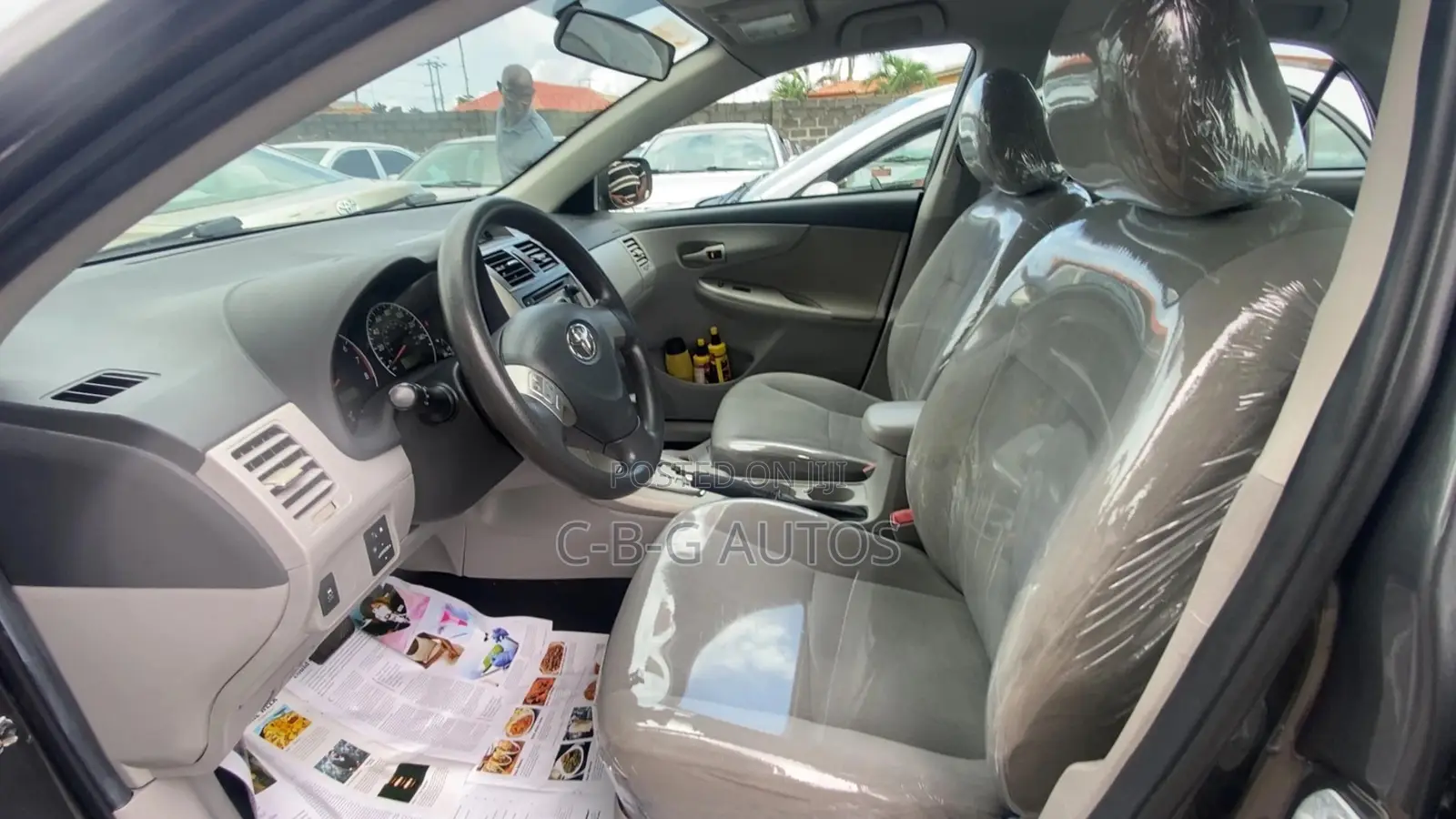Toyota Corolla LE Special Edition 4dr Sedan (1.8L 4cyl 4A) 2013 Gray