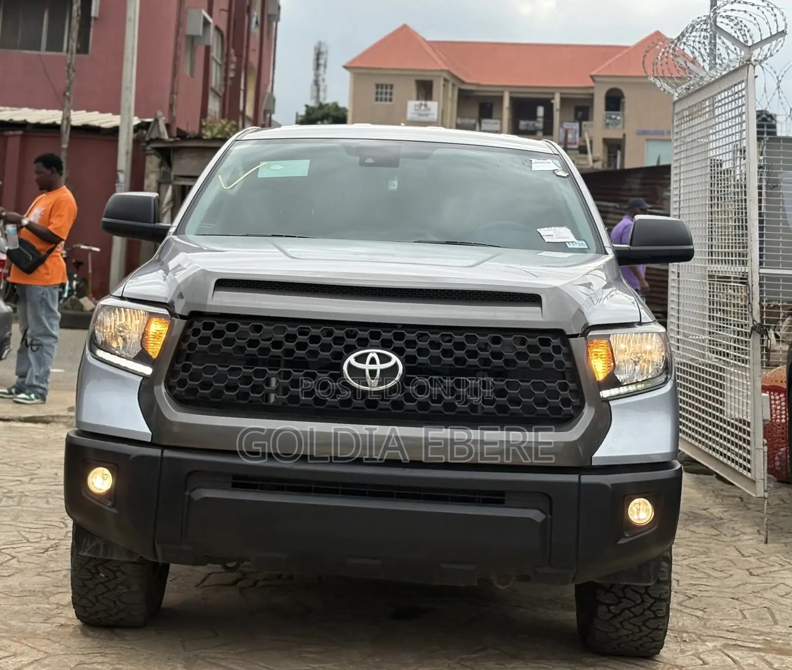 Toyota Tundra 2021 Silver