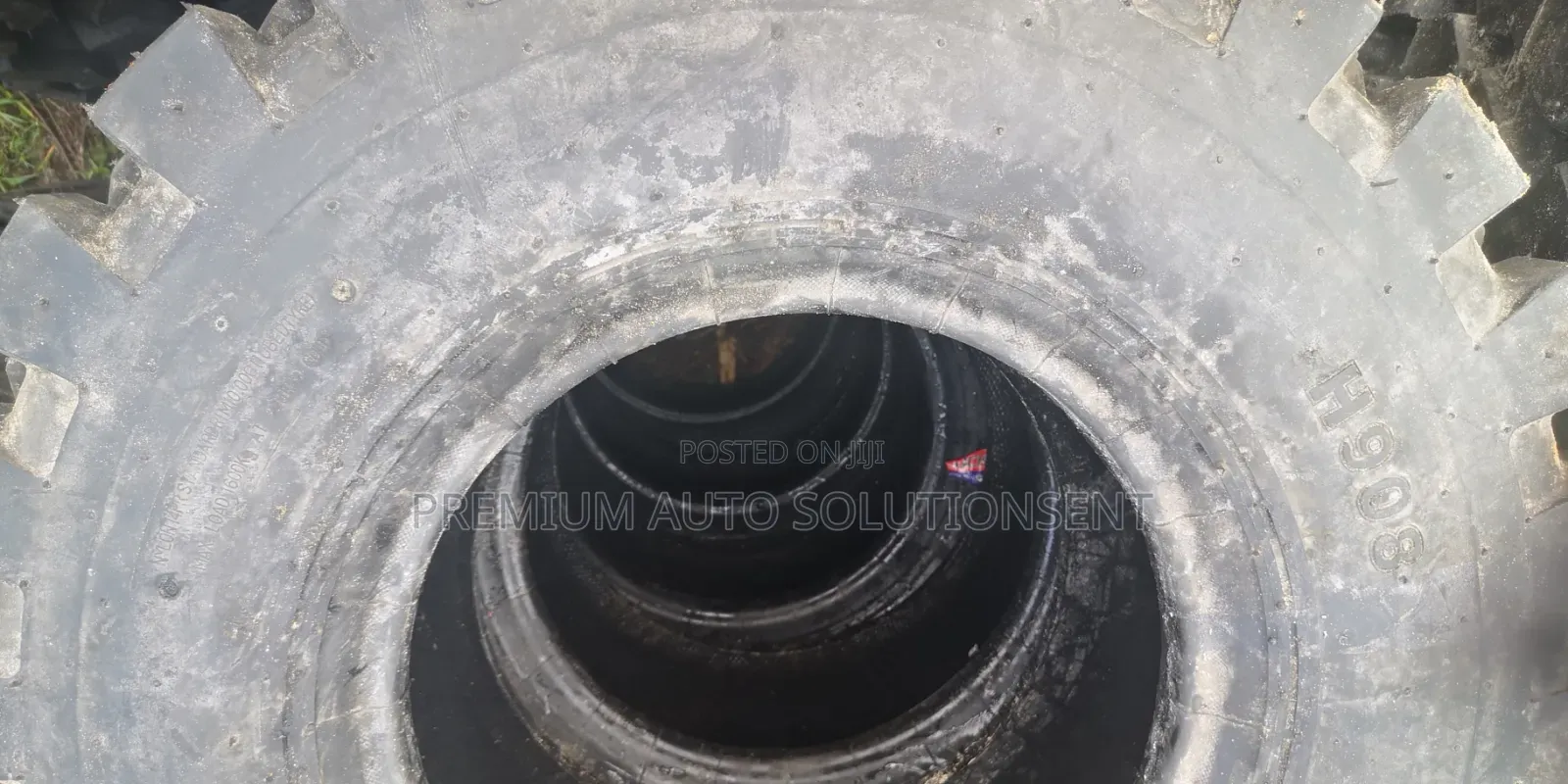 Bran New 20.5/70r16
