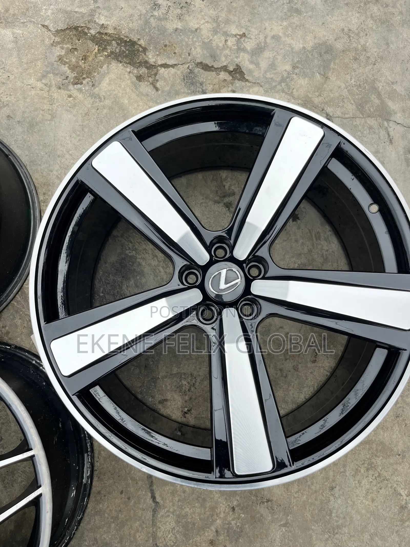 21inche Rim Lexus, Toyota, Honda, Mercedes Luxury Nd Quality