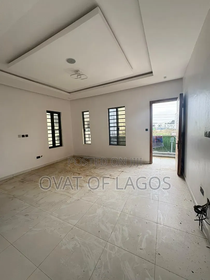 5bdrm Duplex in Harris Drive, VGC / Ajah for rent