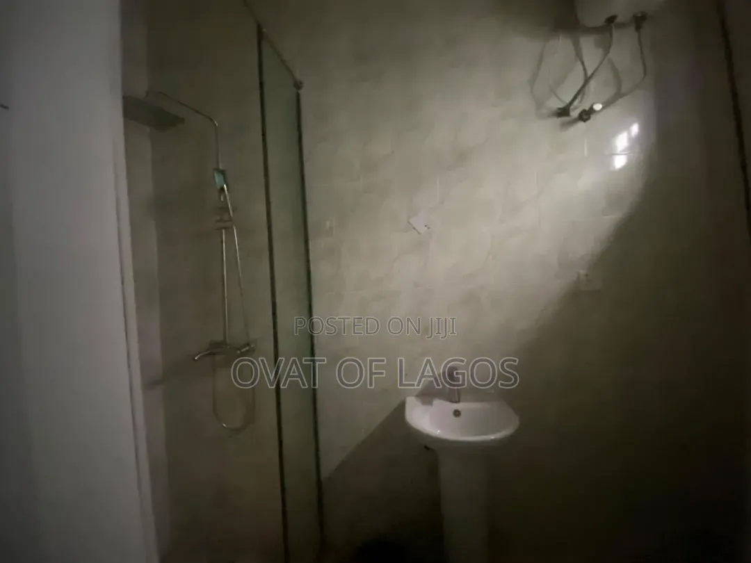 1bdrm Apartment in Orchid, Lekki Expressway for rent