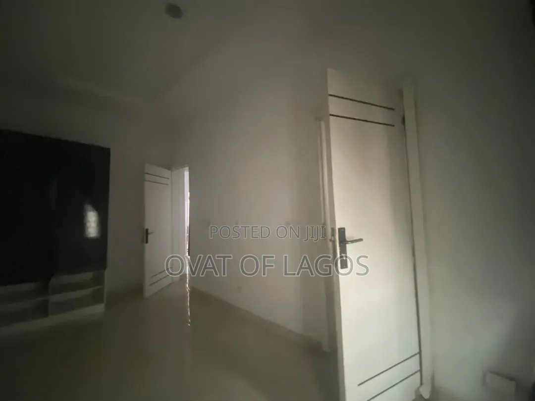 1bdrm Apartment in Orchid, Lekki Expressway for rent