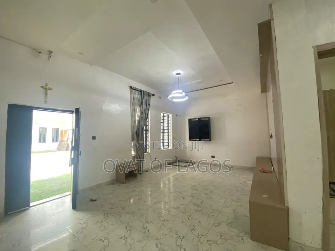 4bdrm Duplex in Orchid, Lekki Expressway for rent