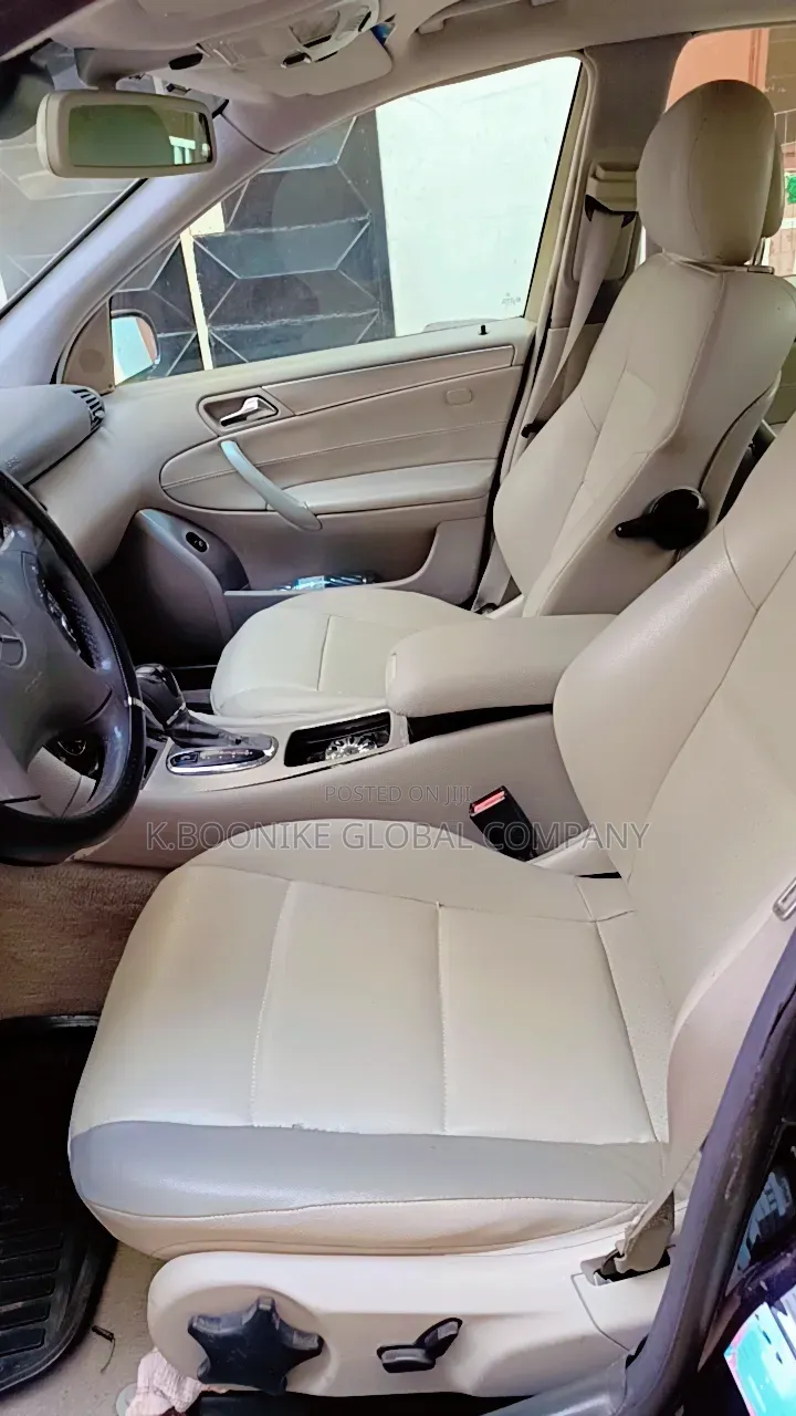 Mercedes-Benz C240 2005 Blue