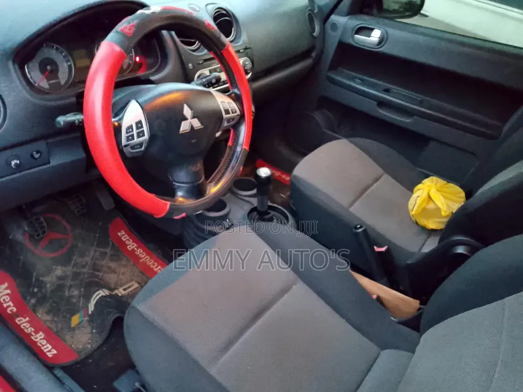 Mitsubishi Colt 2007 Red