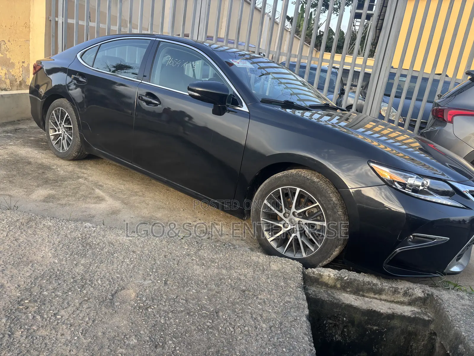 Lexus ES 350 FWD 2018 Black
