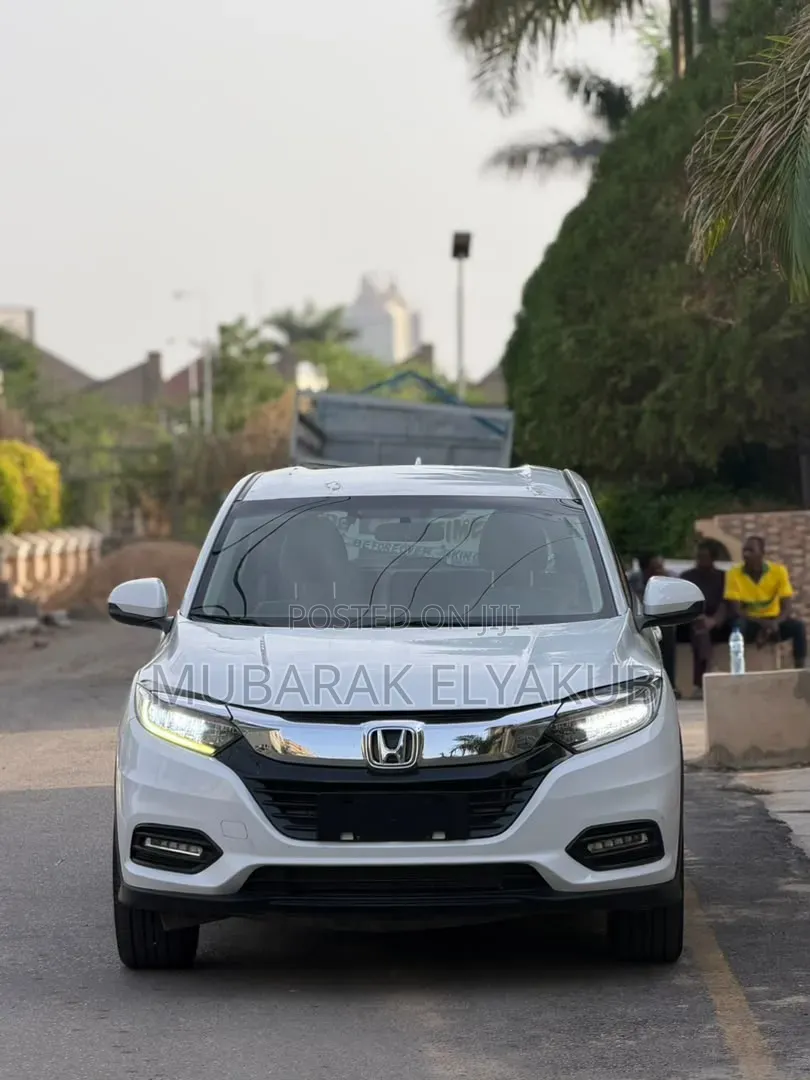 Honda HR-V 4dr SUV (1.5L 4cyl CVT) 2016 White