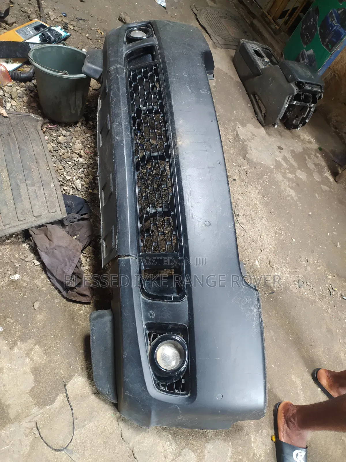 Front Bumper Range Rover Vogue 2012