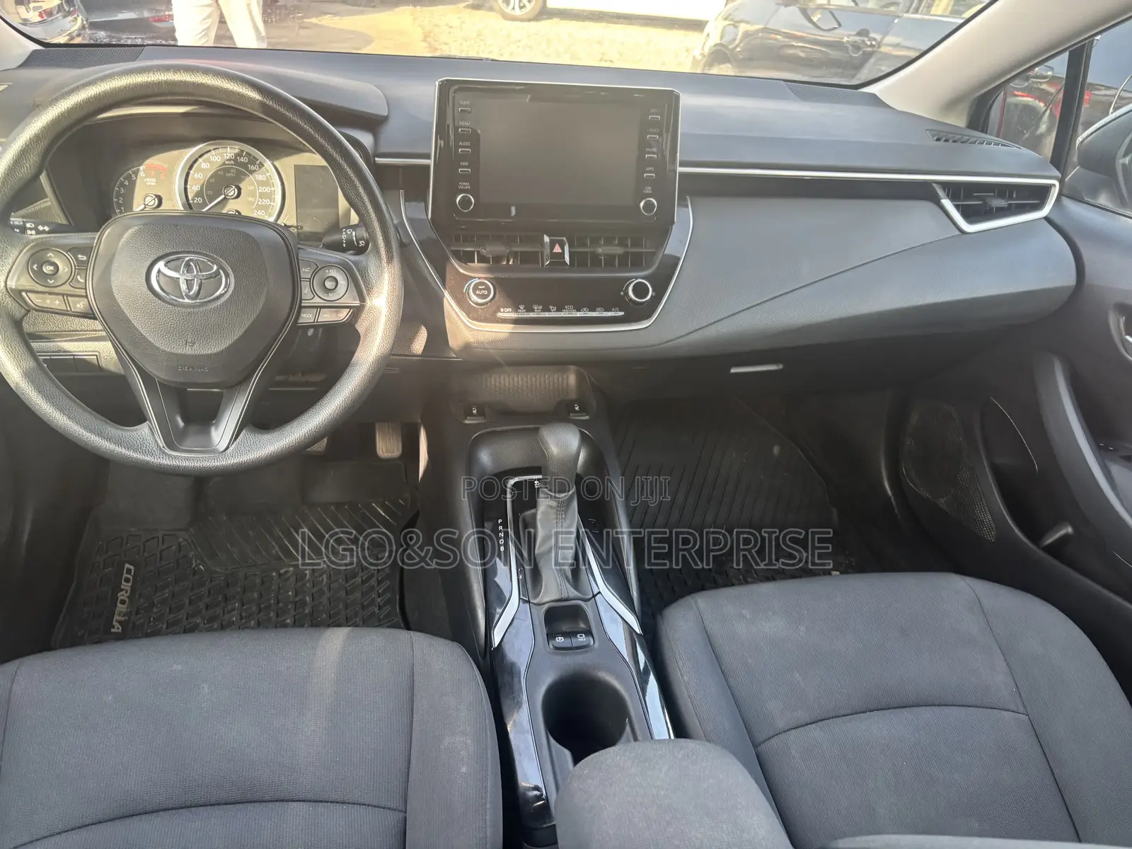 Toyota Corolla LE 2021 Gray