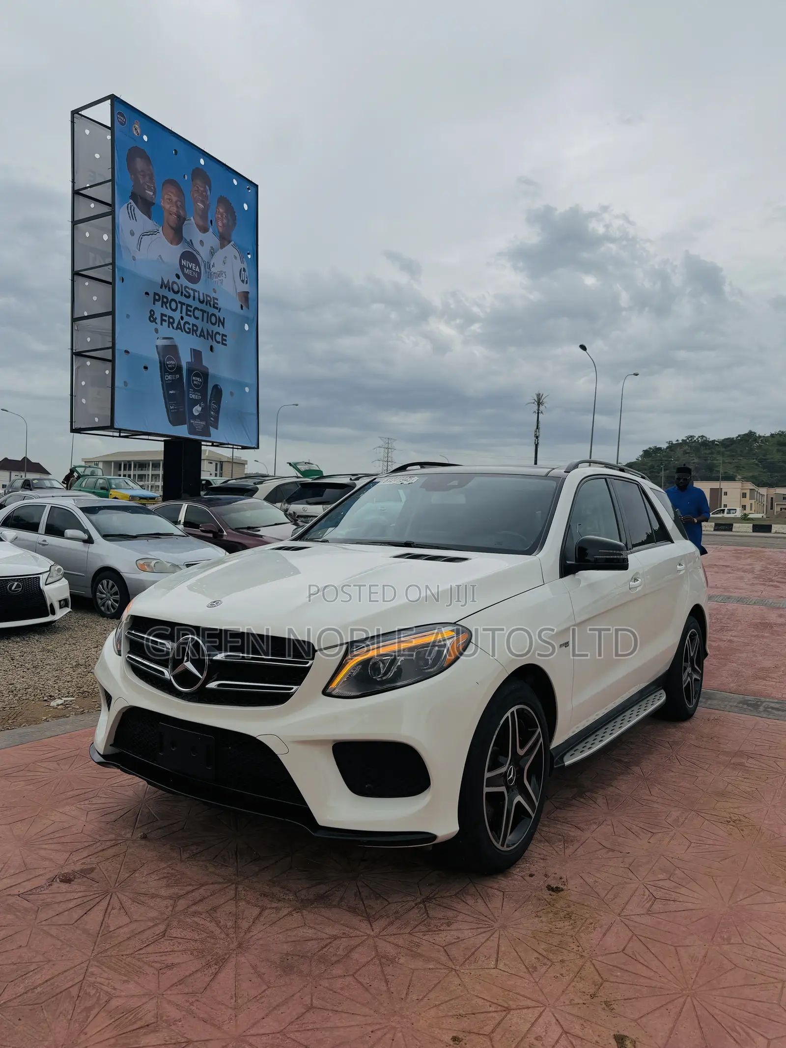 Mercedes-Benz GLE-Class AMG GLE 43 4MATIC 2018 White