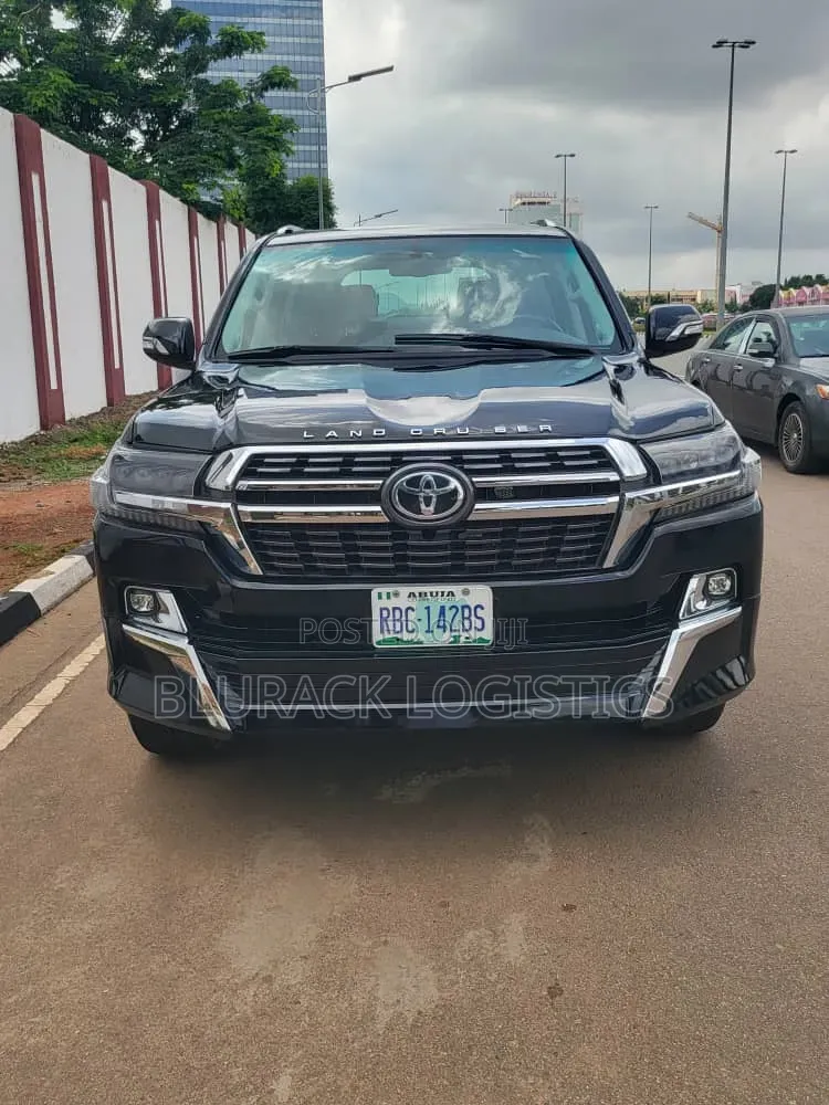 Toyota Land Cruiser 5.7 V8 VX-S 2011 Black