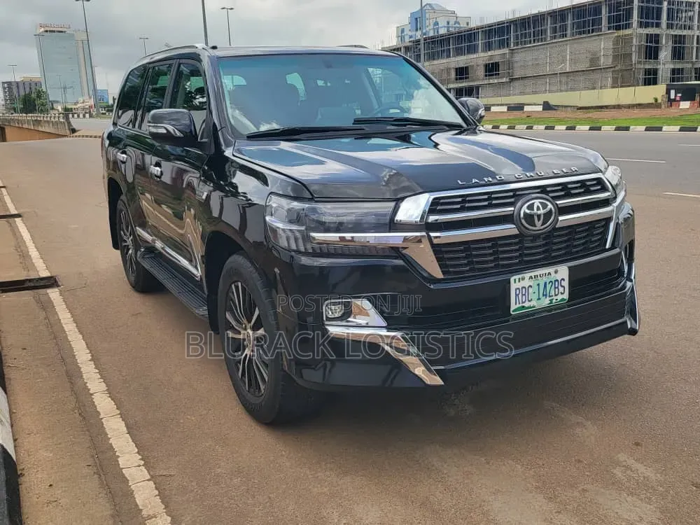 Toyota Land Cruiser 5.7 V8 VX-S 2011 Black
