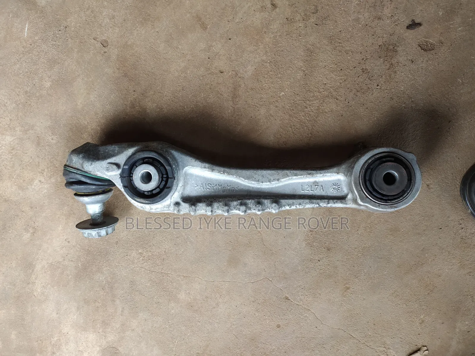 Upper Arms and Low Arms Range Rover Vogue 2023
