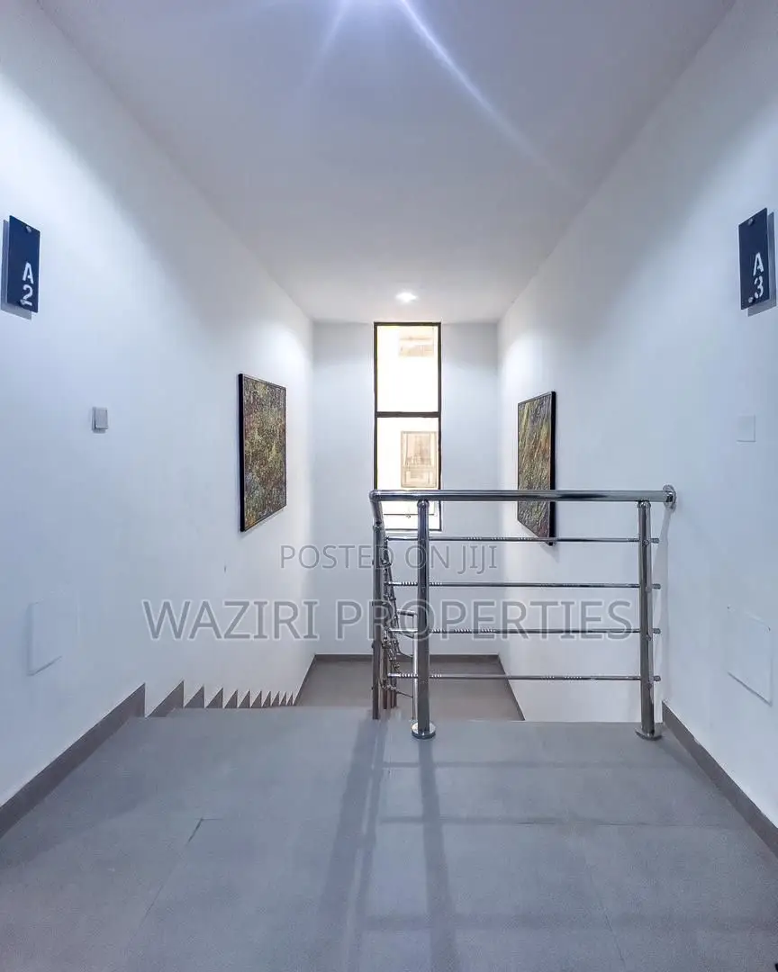 3bdrm Apartment in Lekki Phase 1 for sale