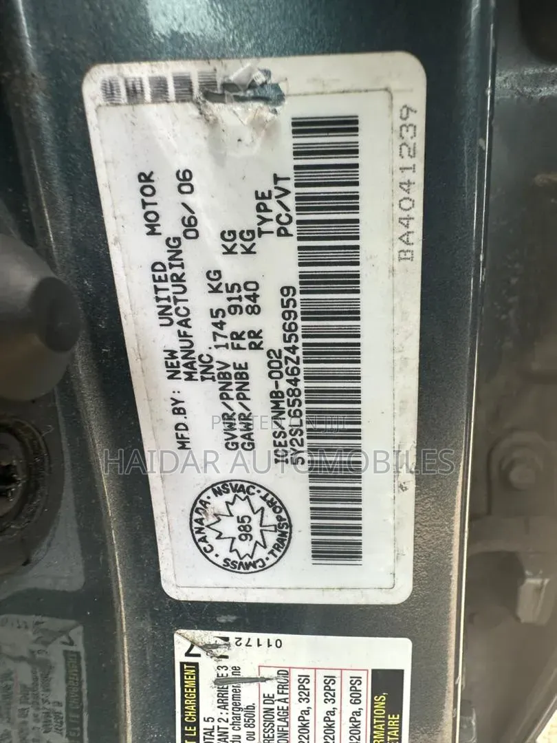 Pontiac Vibe 2007 Green