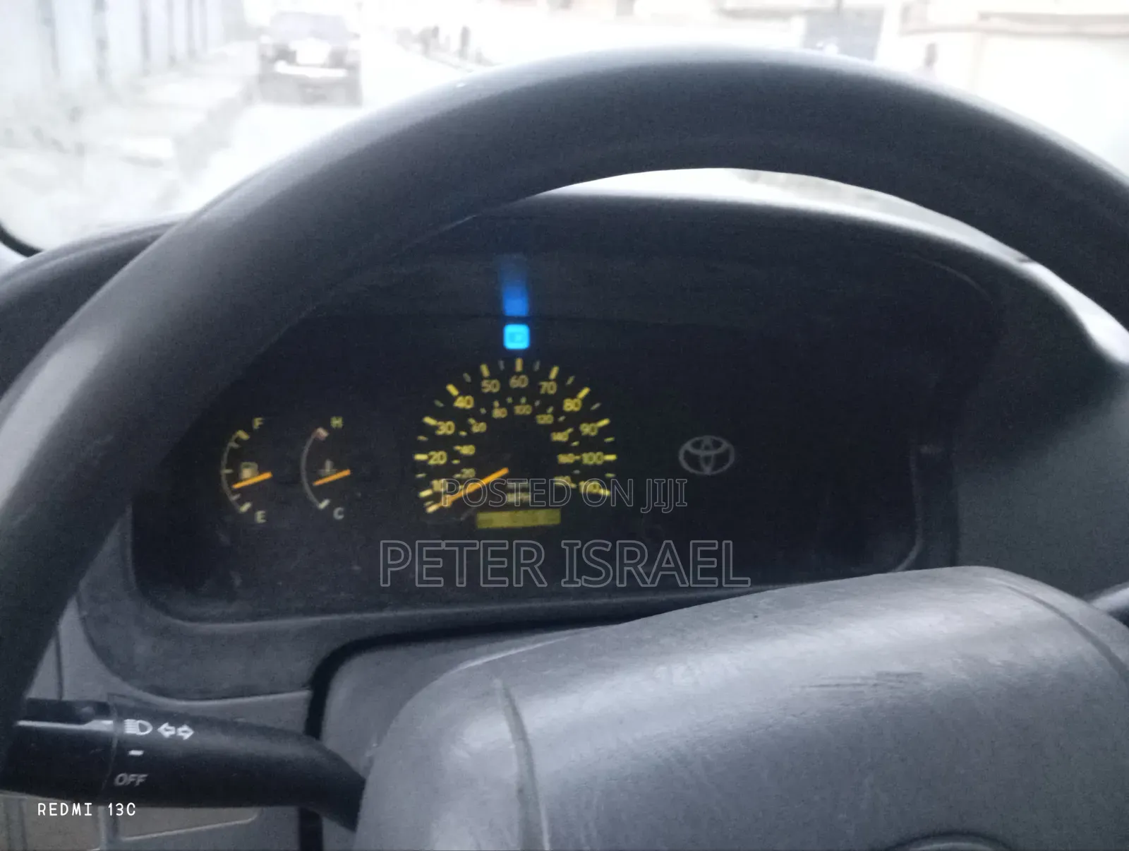 Toyota HiAce 2005 White