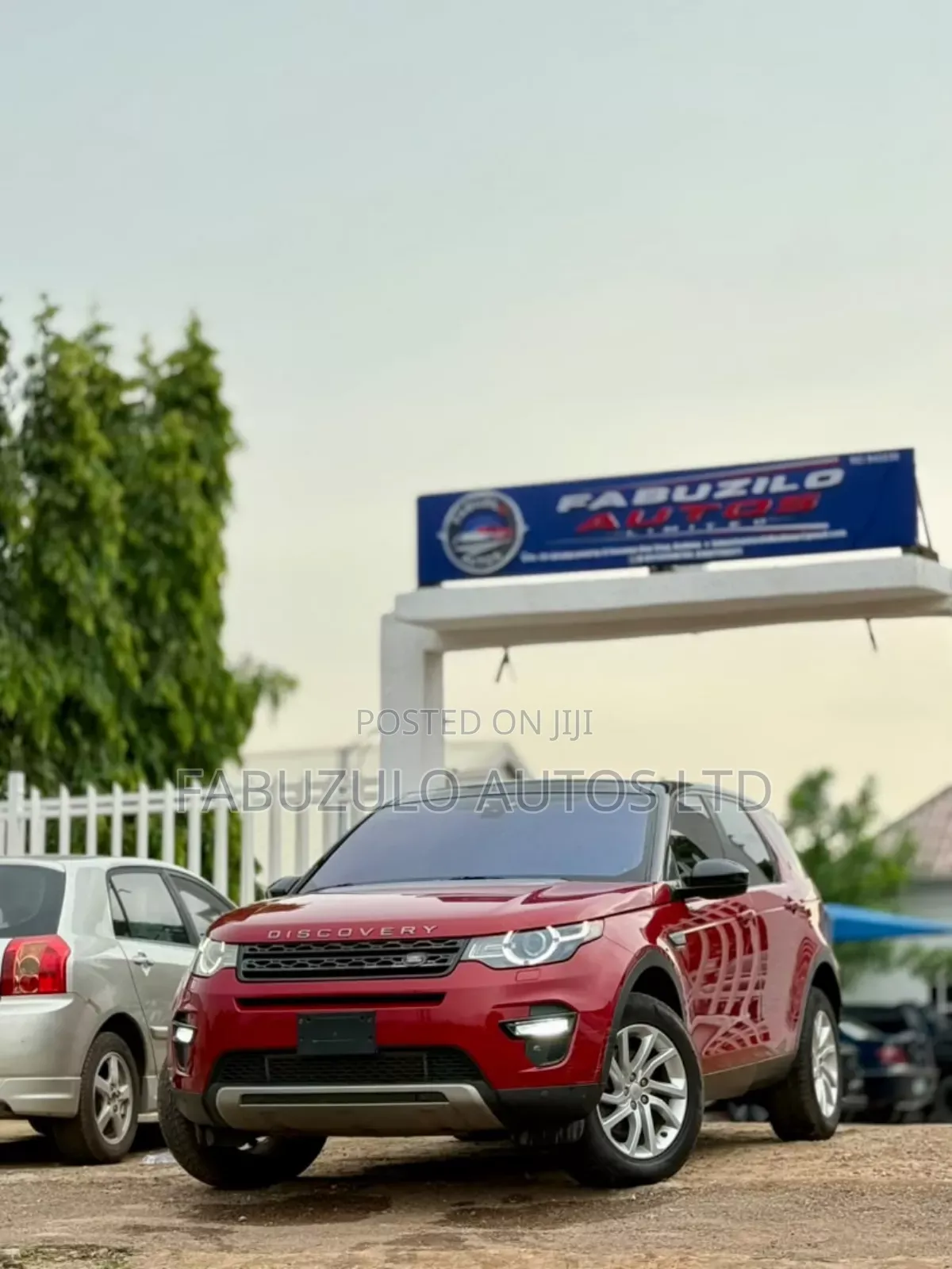 Land Rover Discovery Sport 2016 Red