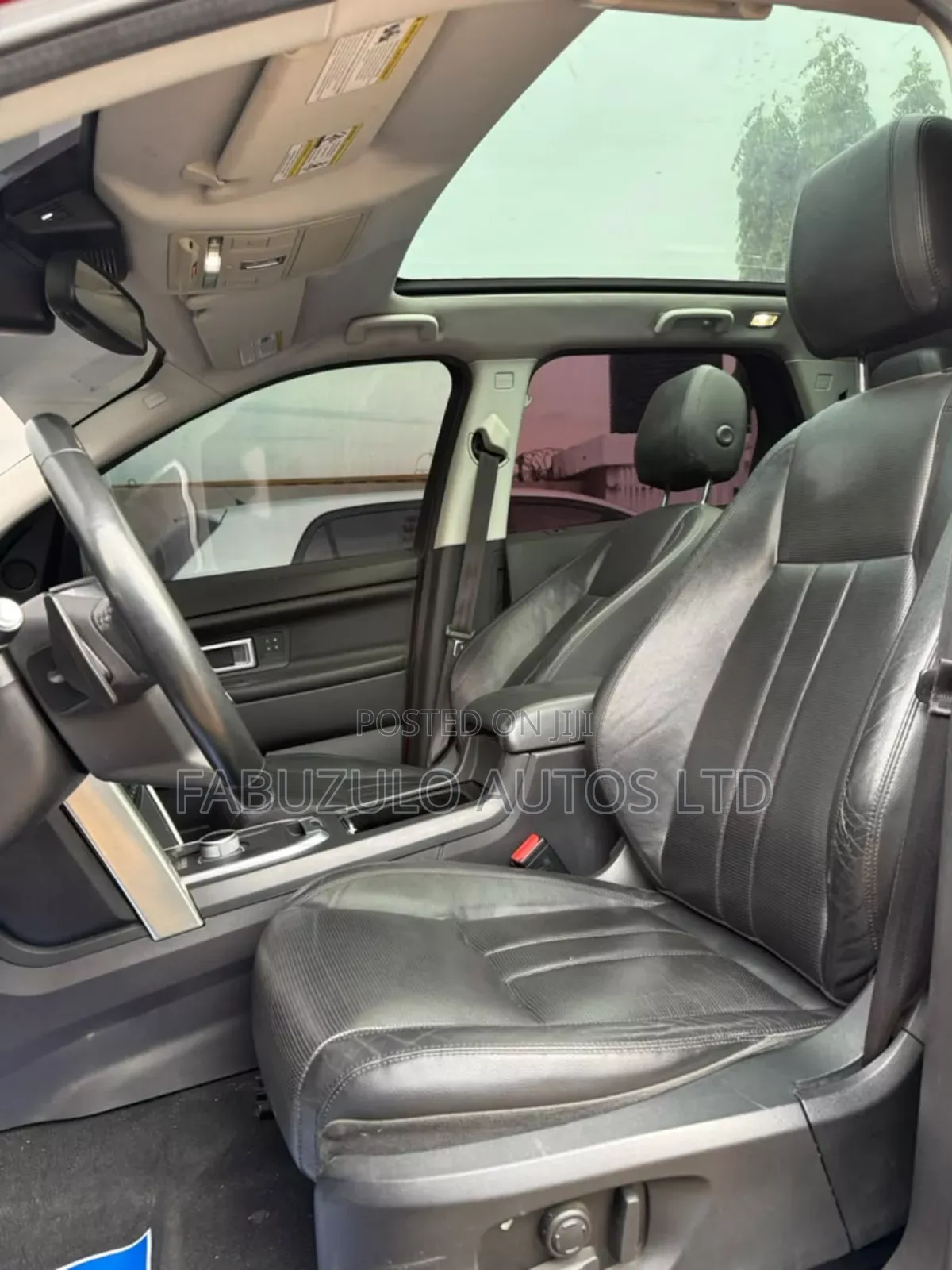 Land Rover Discovery Sport 2016 Red