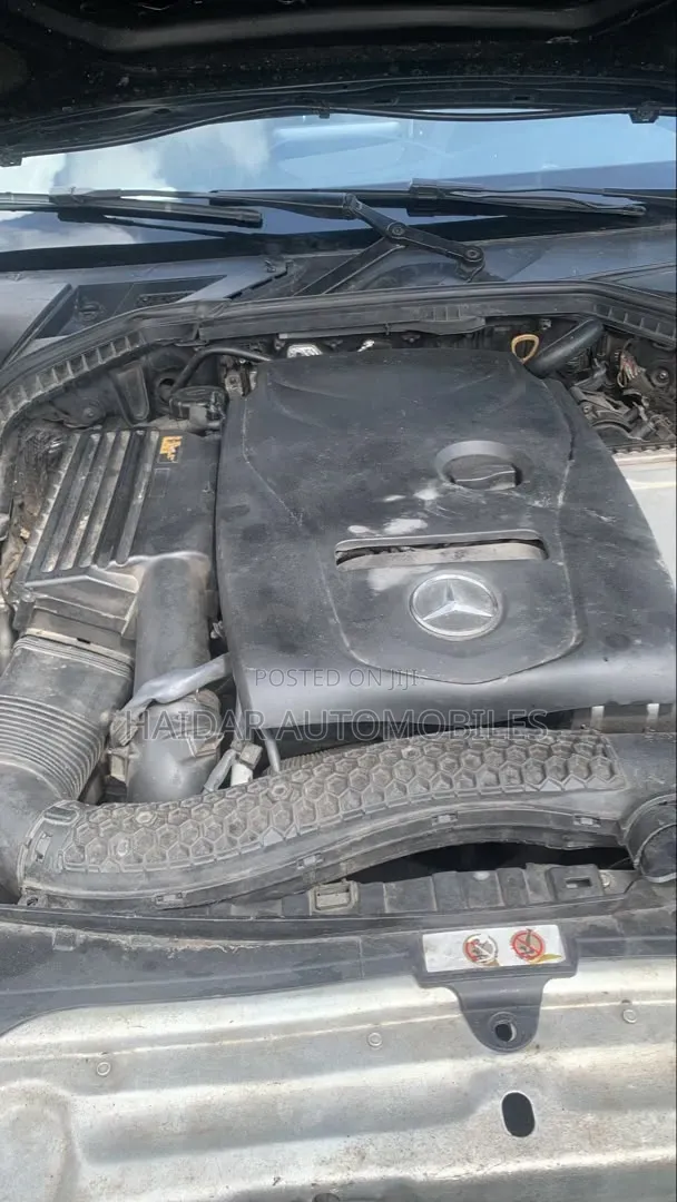 Mercedes-Benz C300 2015 Black
