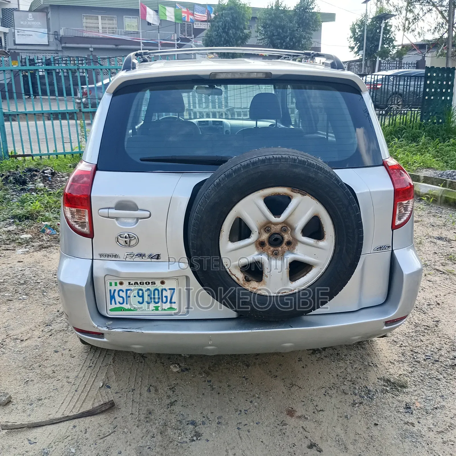 Toyota RAV4 2010 Silver