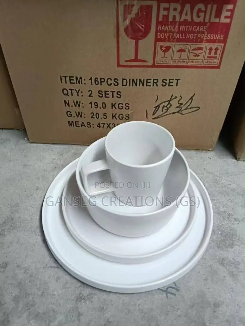 Premium 16-Piece Matte Black/White Stoneware Dinnerware Set