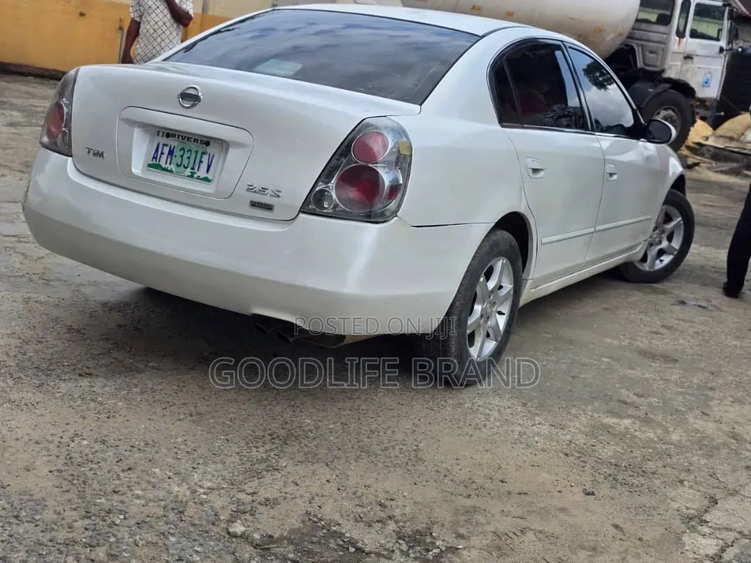 Nissan Altima 2.5 2006 White