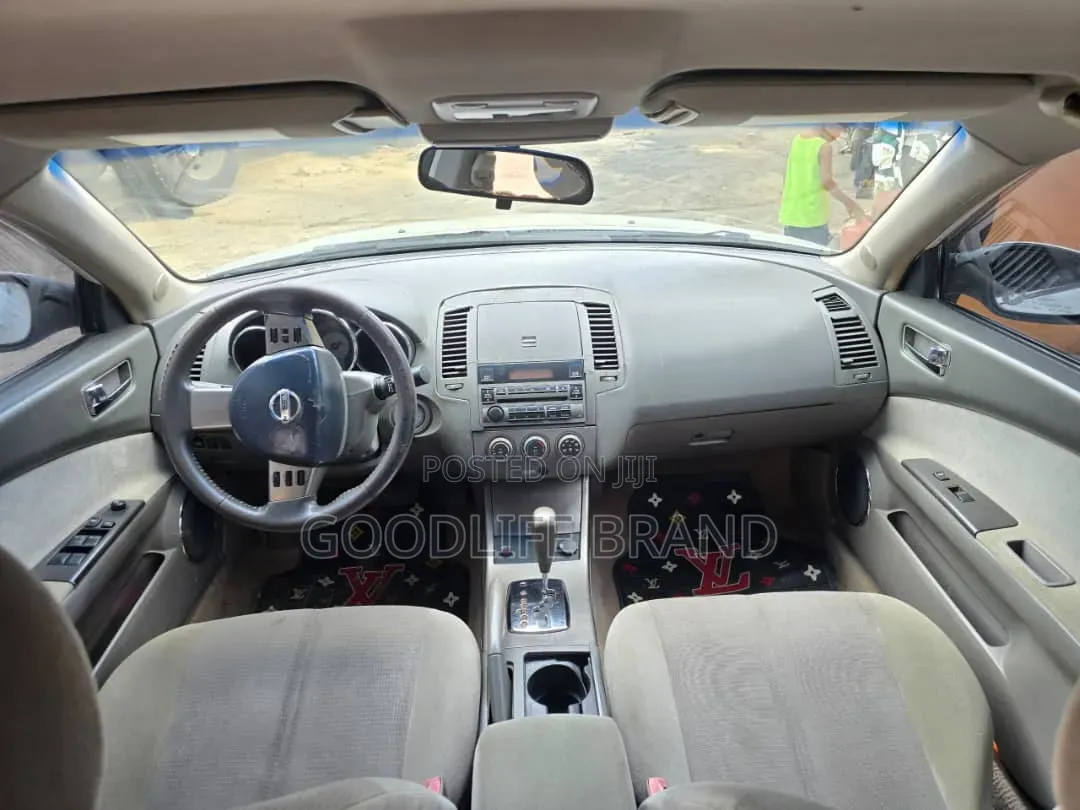 Nissan Altima 2.5 2006 White