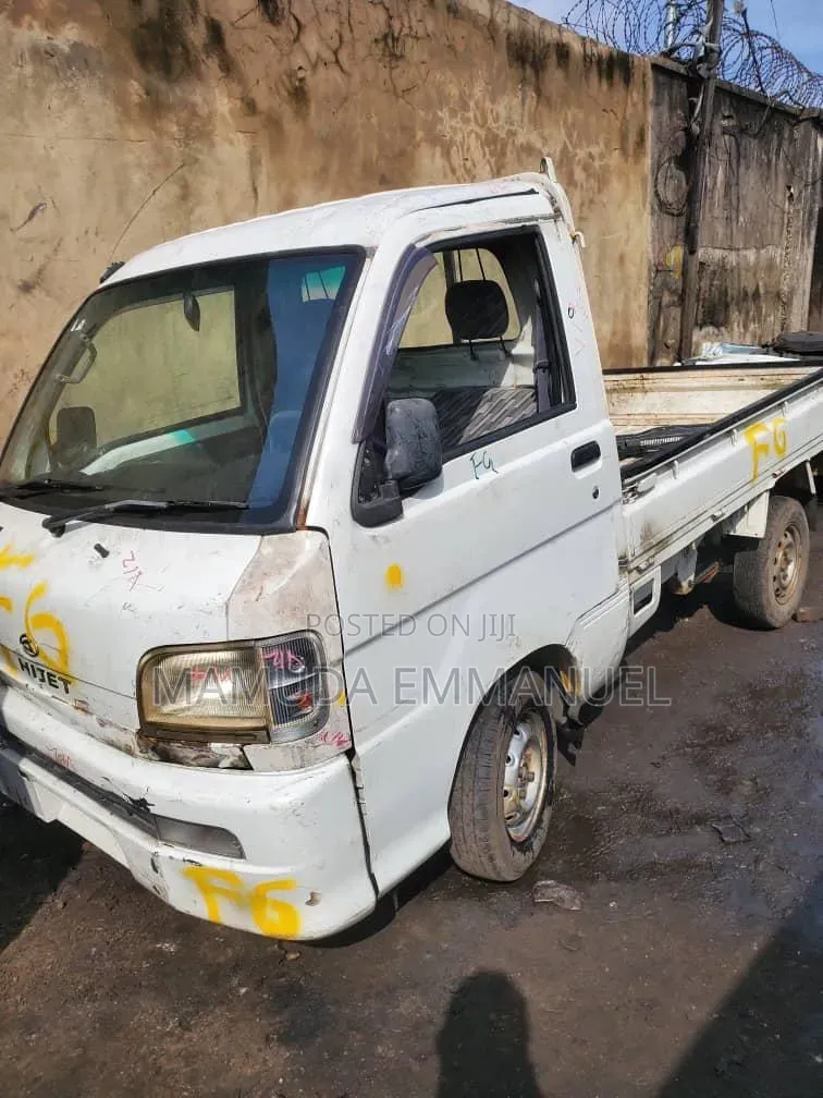 Suzuki CARRY TRUCK 2014 White