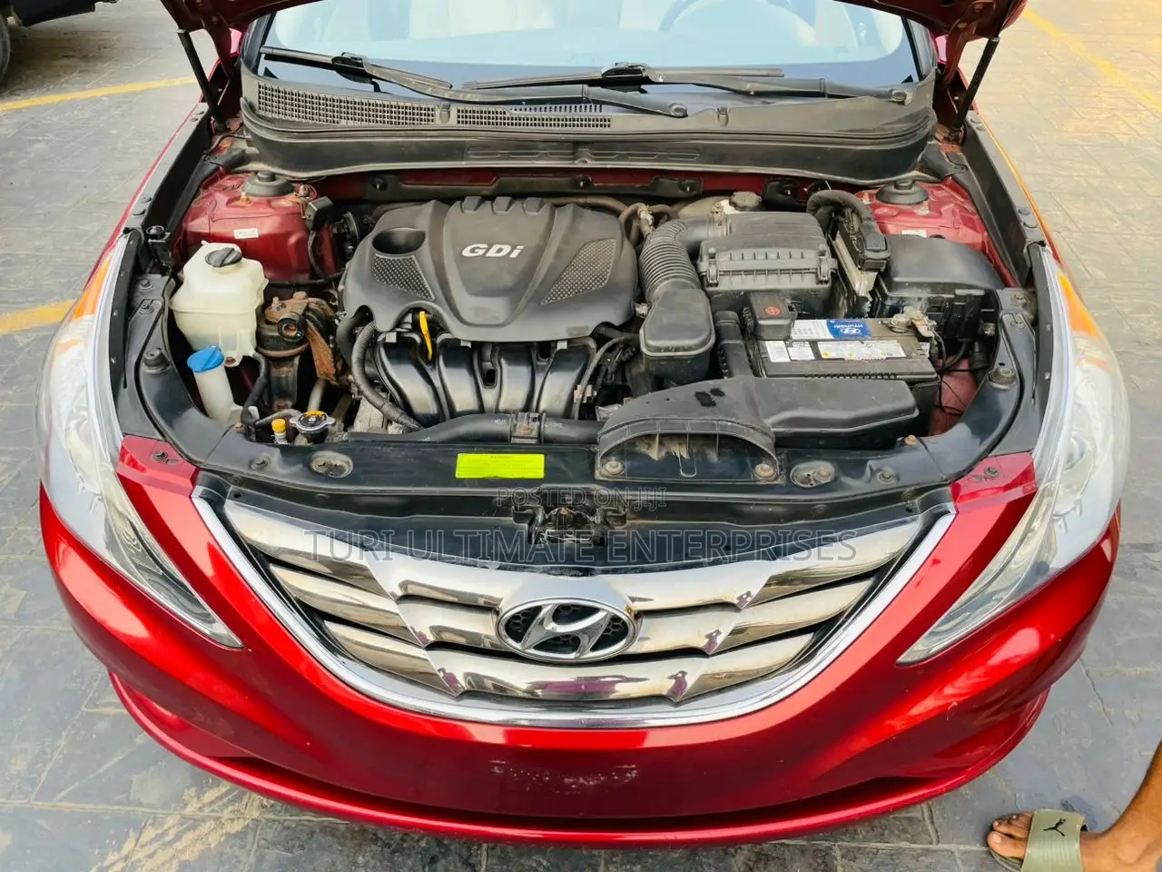 Hyundai Sonata GLS Sedan FWD (2.4L 4cyl 6A) 2012 Red