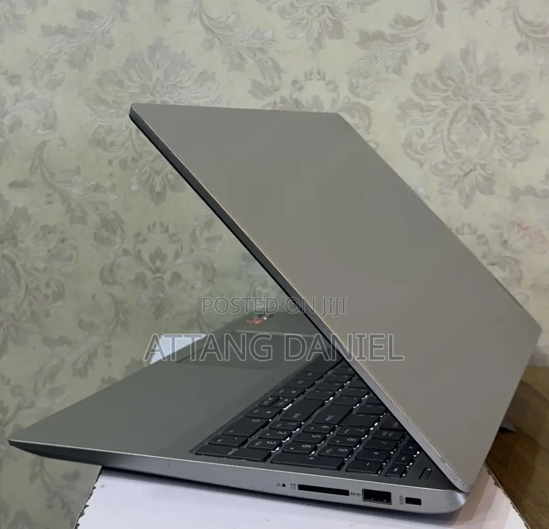 Laptop Lenovo IdeaPad 330S 12GB AMD Ryzen 5 SSD 256GB
