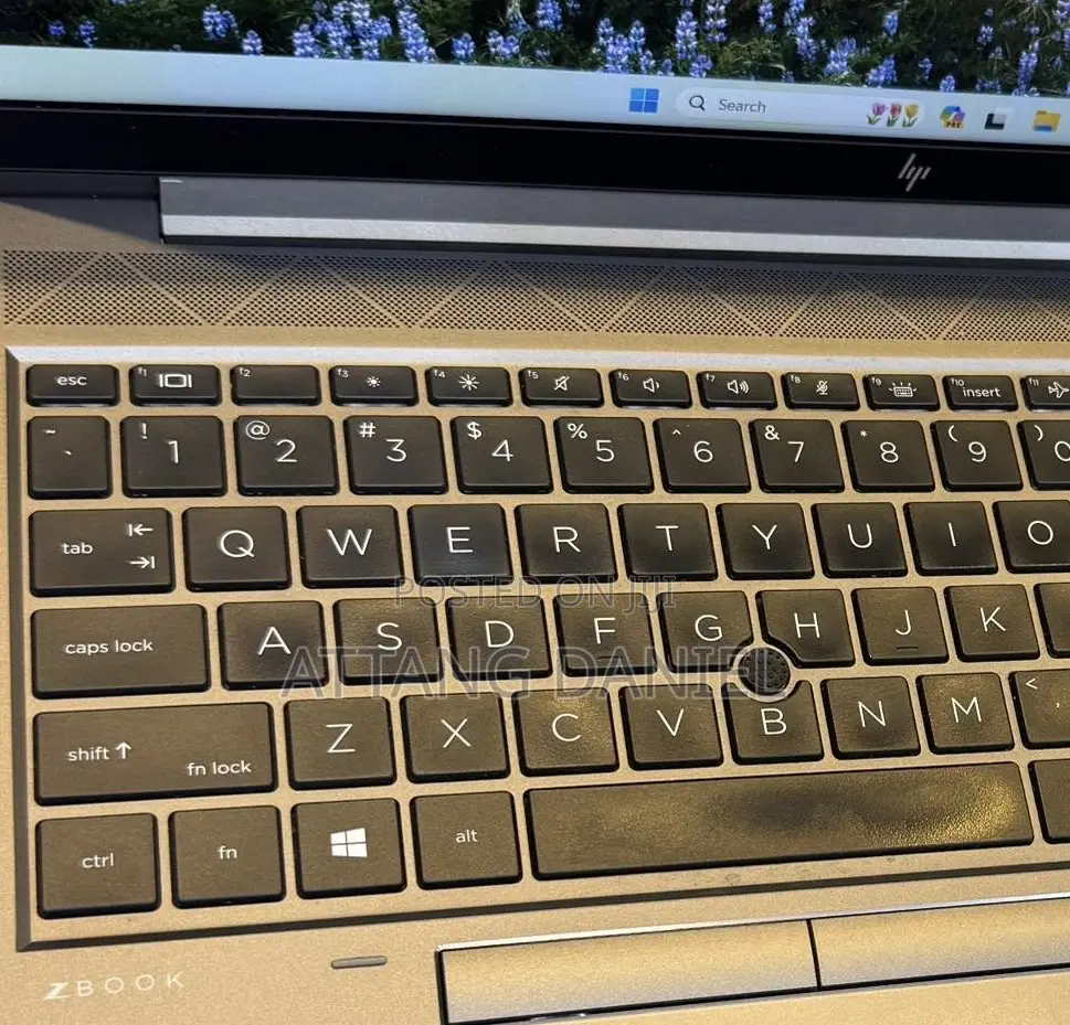 Laptop HP ZBook Firefly G8 16GB Intel Core i7 SSD 512GB