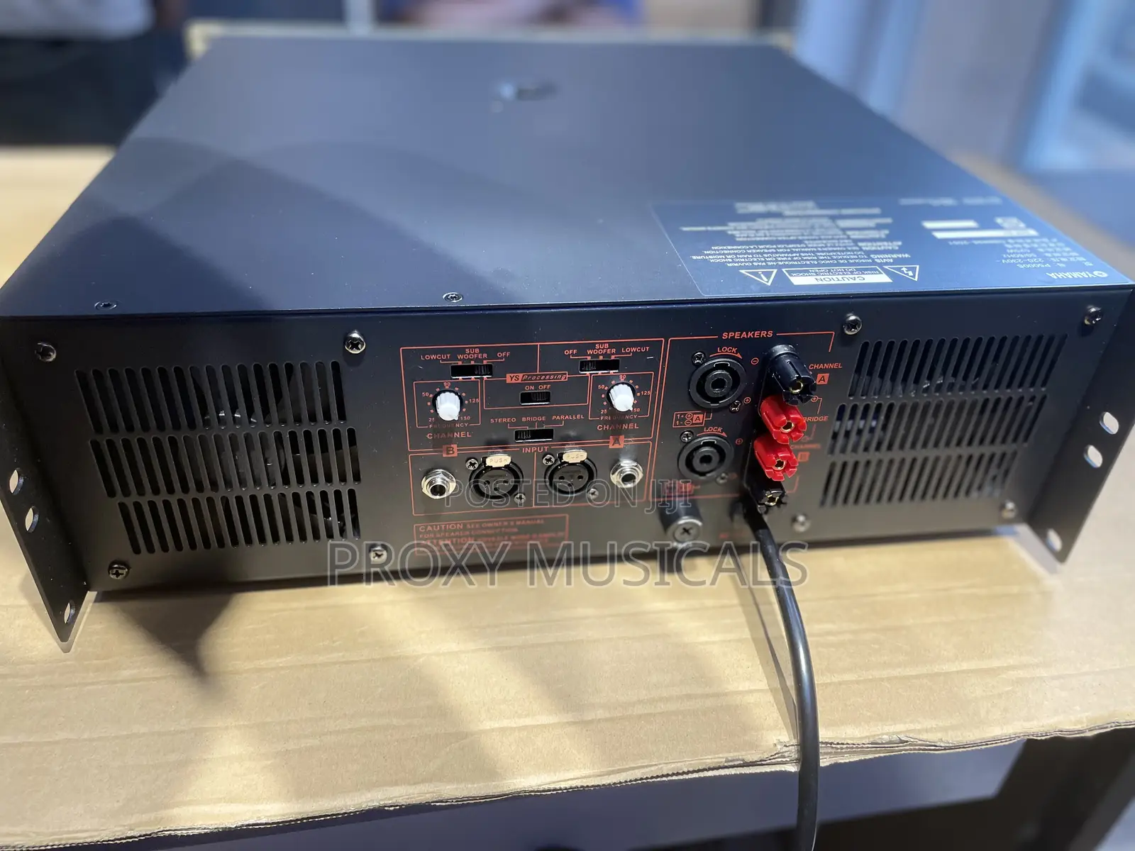 Yamaha 5000watts Powered Amplifier